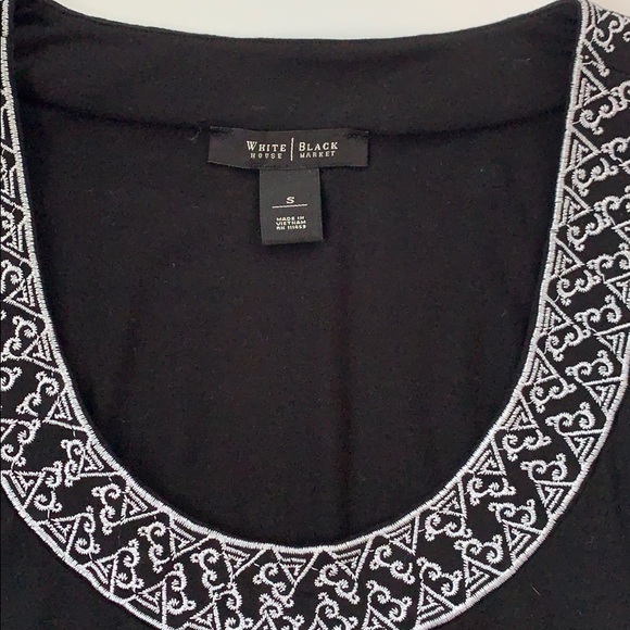 Black tank top - Picture 3 of 5